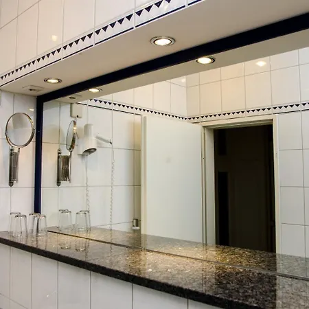 Astrid Am Kurfuerstendamm