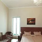 Astrid Am Kurfürstendamm 3*