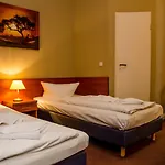 Astrid Am Kurfuerstendamm