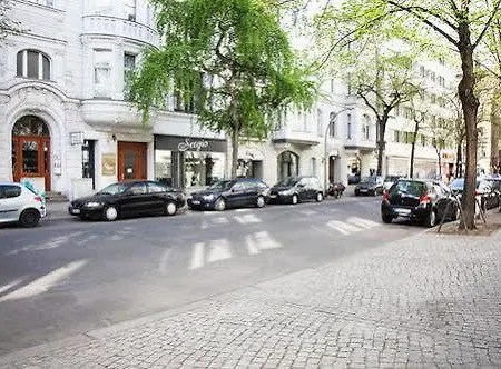 Ξενοδοχείο Astrid Am Kurfuerstendamm 3*