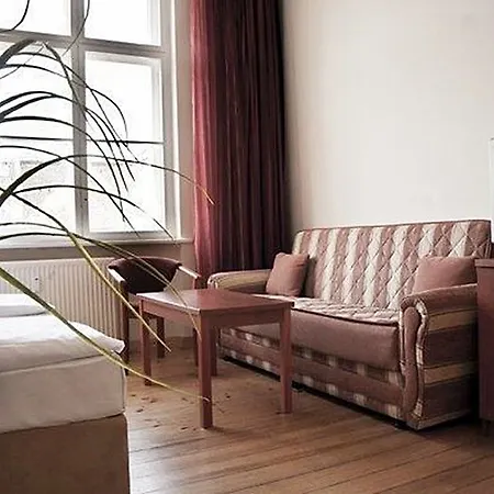 Astrid Am Kurfuerstendamm מלון