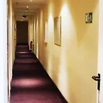 Astrid Am Kurfuerstendamm 3* برلين