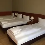 Astrid Am Kurfuerstendamm 3* برلين