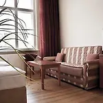 Astrid Am Kurfuerstendamm فندق