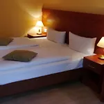 فندق Astrid Am Kurfuerstendamm 3*