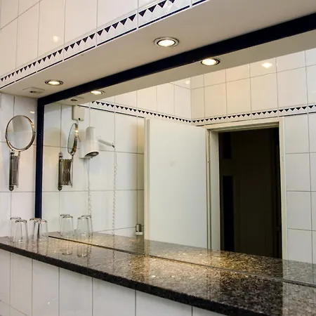 Hotel Astrid Am Kurfuerstendamm 3*