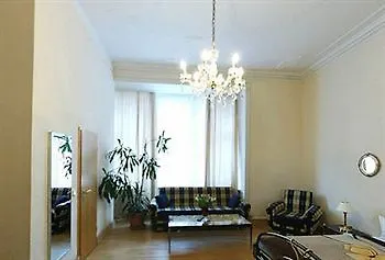 Astrid Am Kurfuerstendamm