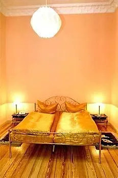 Astrid Am Kurfuerstendamm Otel 3*